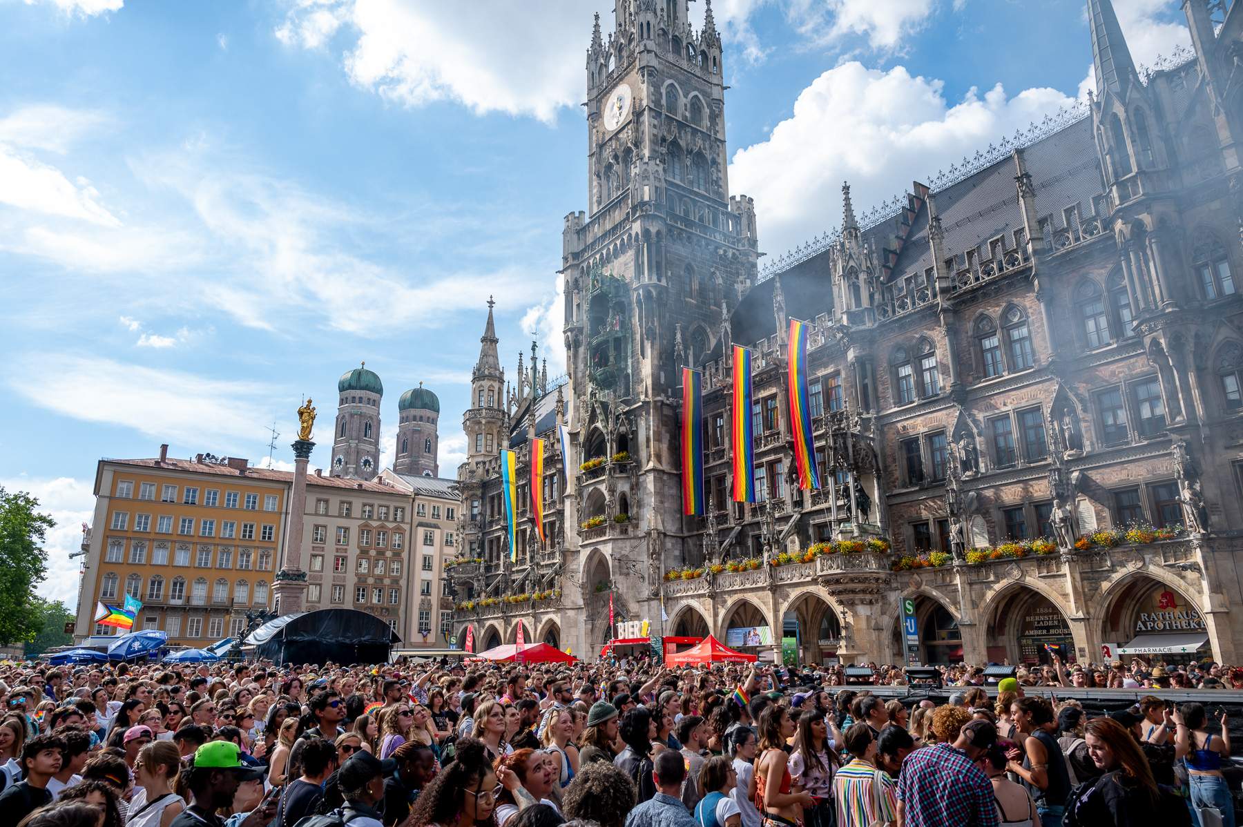 Straßenfest am Marienplatz CSD München 2024 - Foto: Bethel Fath